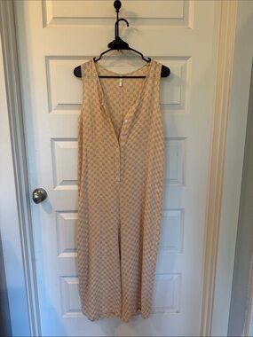 Rylee + Cru Beige and Cream Checker Knit Romper